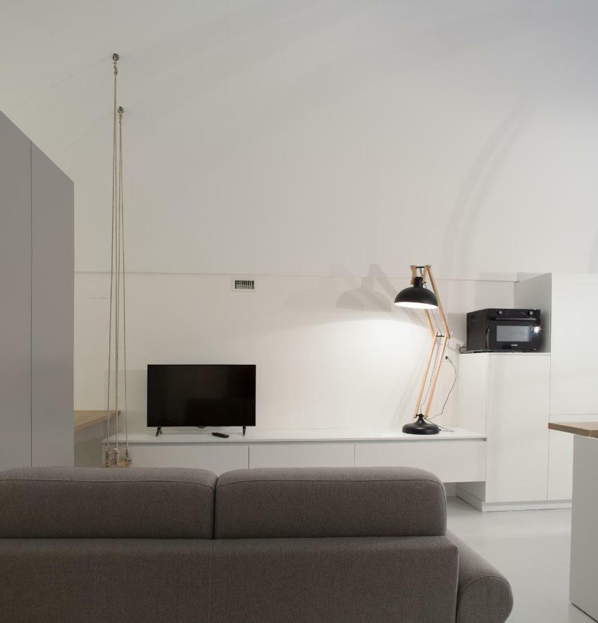 Apartamento B22 - Comfy Beautiful Loft Monopoli Exterior foto